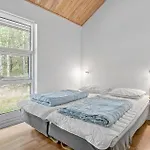 Feriehus Rubinsoen Skovhuse *